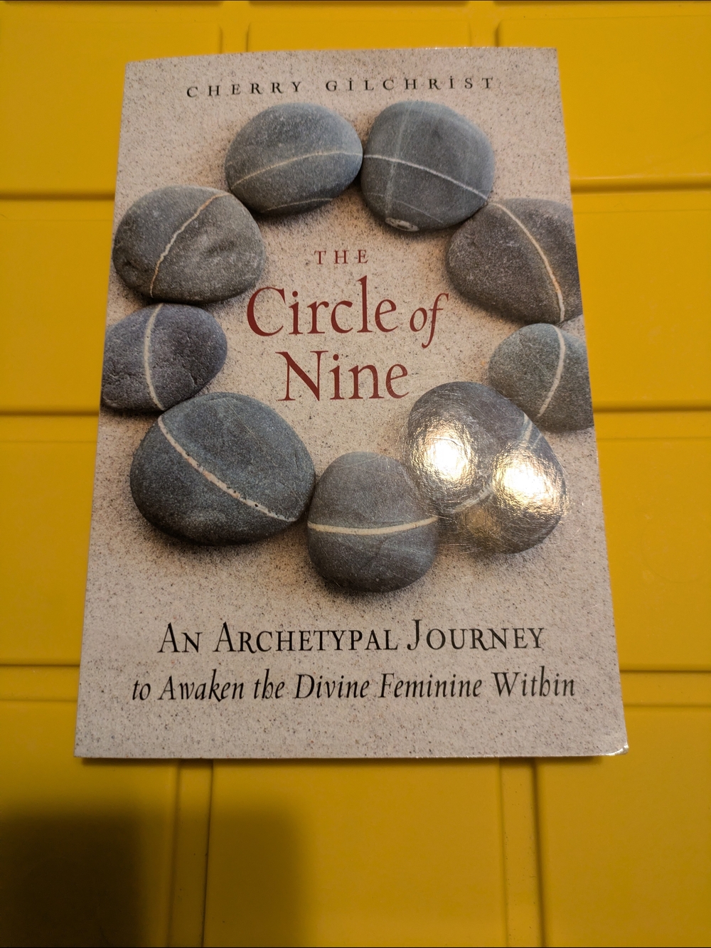 The Circle of Nine by Cherry Gilchrist - Paperback - Beige & Gray Cover